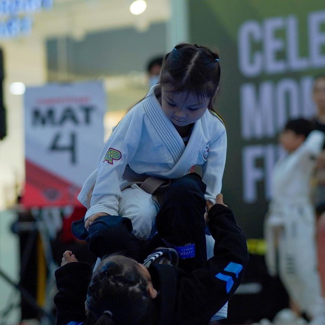Gabrielle snatched the gold medal, trophy and certificate in the Alem Cup Rhythmic Gymnastics Dubai last 2023. (Photo by Gabrielle Anne Opida Ramos)<br />
